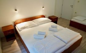 Sesar Apartments Krk - No. 1 Iva